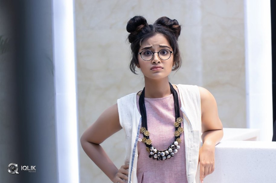 Anupama-Parameswaran